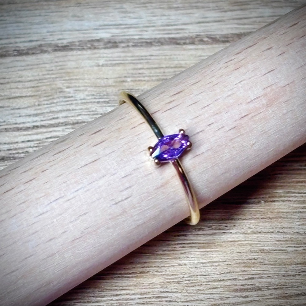 18k Yellow Gold Plated Sterling Silver .18ct Marquise Cut Amethyst Ring